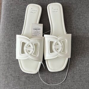 A New Day Women's Deidra White Slide Sandals
